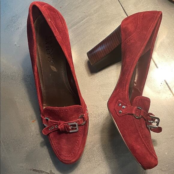 Franco Sarto Women's Burgundy Suede Loafers. 8M - Picture 3 of 5